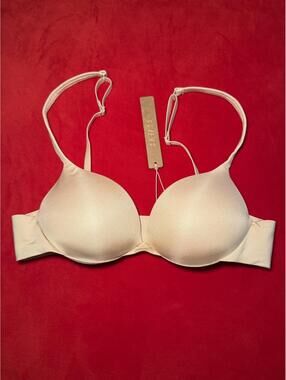 Skims Ultimate Push Up Plunge Bra Color Sand Size 32A